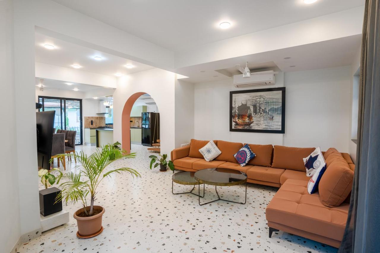 Villa Reverie - Ultra Modern Villa 200 Metres To Prestine Beach Betalbatim Ngoại thất bức ảnh