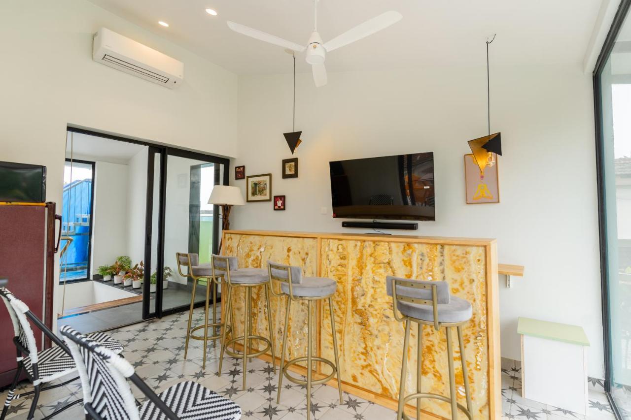 Villa Reverie - Ultra Modern Villa 200 Metres To Prestine Beach Betalbatim Ngoại thất bức ảnh